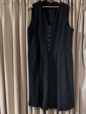 Women's Size 26 Bloomchic Black Sleeveless V-Neck Pleated Mini Dress With Pearls
